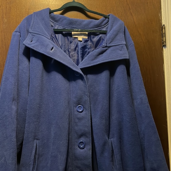 Beautiful Jacket - Picture 4 of 6